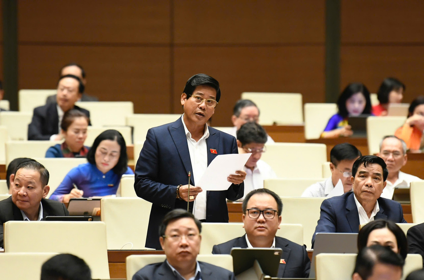 Đề nghị tăng lương cơ sở ngay từ ngày 1/1/2026- Ảnh 2. Đề nghị tăng lương cơ sở ngay từ ngày 1/1/2026- Ảnh 2.