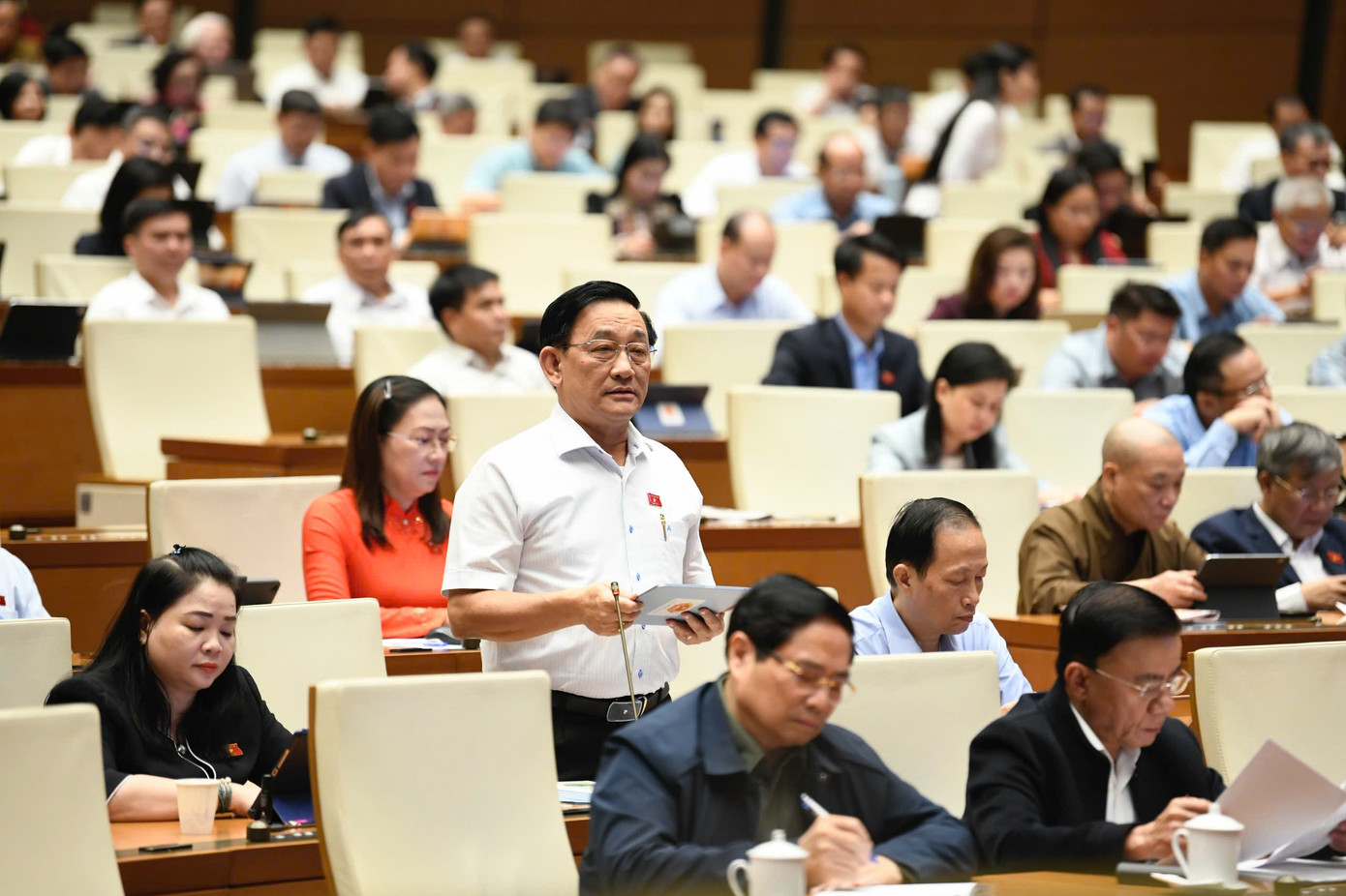 Đề nghị tăng lương cơ sở ngay từ ngày 1/1/2026- Ảnh 3. Đề nghị tăng lương cơ sở ngay từ ngày 1/1/2026- Ảnh 3.