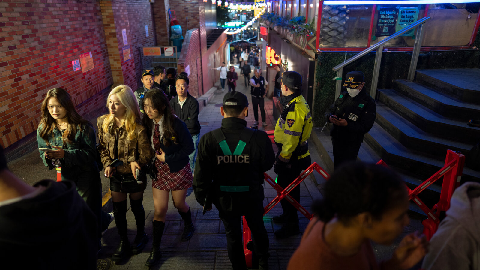 Cảnh tượng những ngày này trên con đường Hàn Quốc khiến nhiều người quan tâm, nhận xét:  Cảnh tượng những ngày này trên con đường Hàn Quốc khiến nhiều người quan tâm, nhận xét: