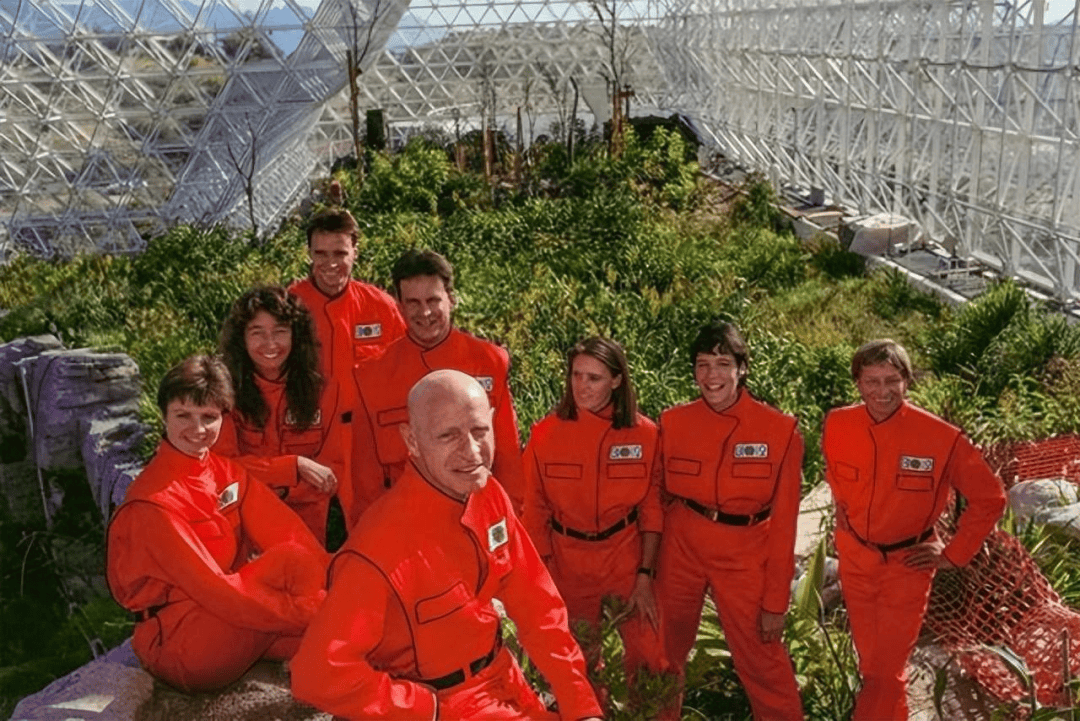 Thí nghiệm đem 4 người đàn ông và 4 phụ nữ sống chung trong “nhà kính” biệt lập suốt 2 năm: Phải kết thúc trước thời hạn vì kết quả quá tàn khốc- Ảnh 3.