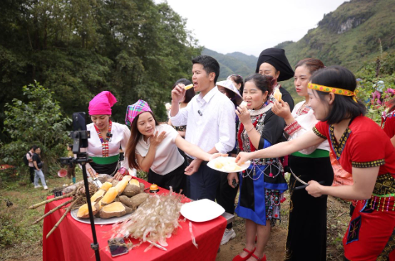 Đặc sản lạ lên sàn bán hơn 300 tấn trong 2 tháng - người dân thu nhập hàng chục triệu đồng- Ảnh 2. Đặc sản lạ lên sàn bán hơn 300 tấn trong 2 tháng - người dân thu nhập hàng chục triệu đồng- Ảnh 2.