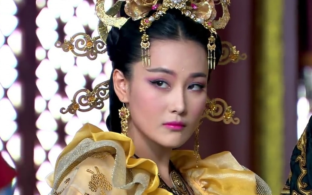 Đọc 100 cuốn sách cũng không tìm ra từ để khen mỹ nhân này: Mặt đẹp, body cháy, ai mà chịu cho nổi- Ảnh 8. Đọc 100 cuốn sách cũng không tìm ra từ để khen mỹ nhân này: Mặt đẹp, body cháy, ai mà chịu cho nổi- Ảnh 8.