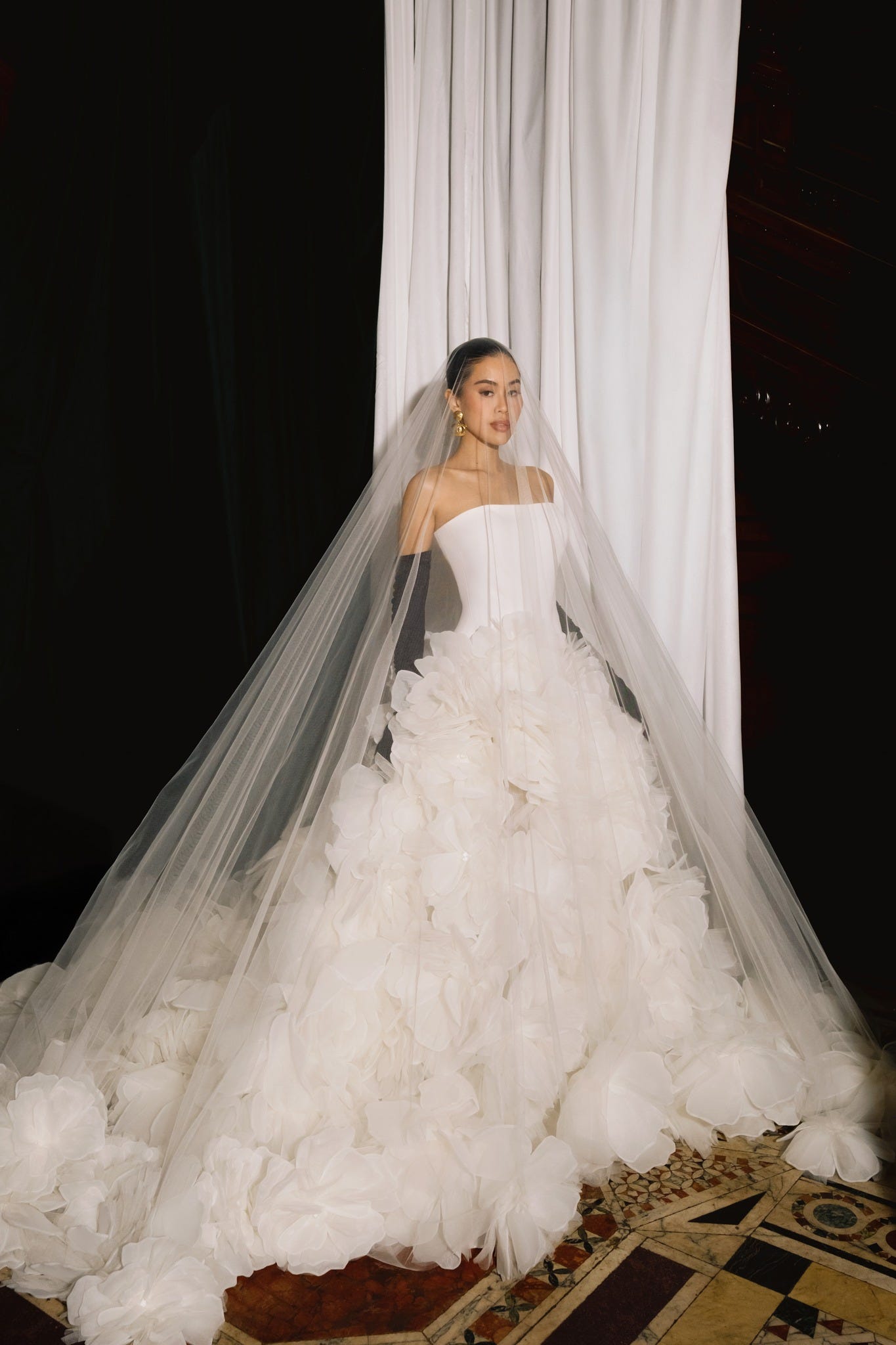 Ái nữ của Ái nữ của