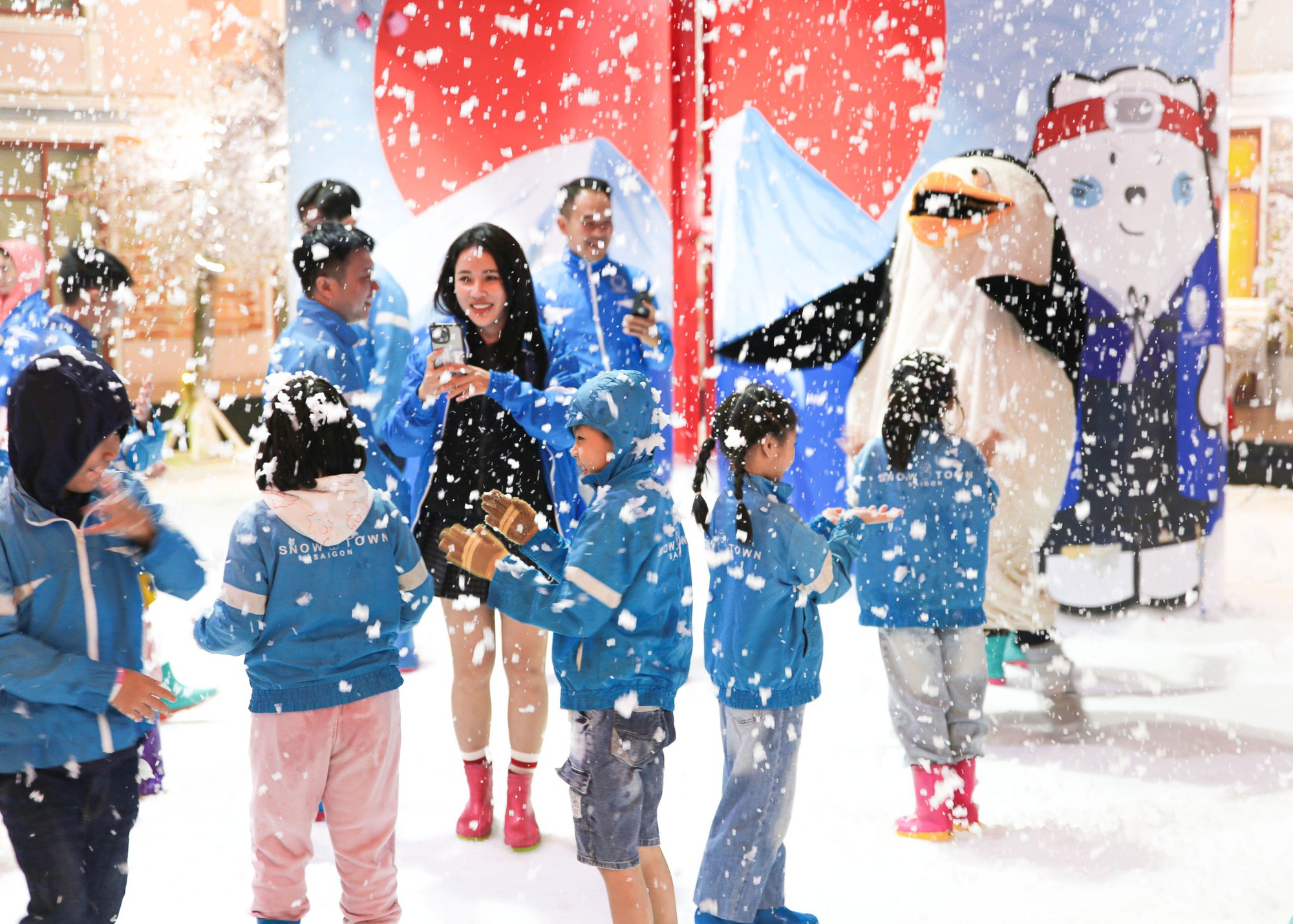 Nơi có tuyết đầu tiên tại TP.HCM dừng hoạt động- Ảnh 2. Nơi có tuyết đầu tiên tại TP.HCM dừng hoạt động- Ảnh 2.