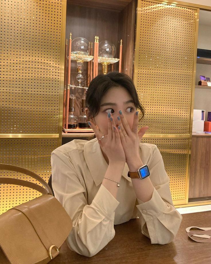 5 thứ khiến bạn không thể giàu nổi- Ảnh 3. 5 thứ khiến bạn không thể giàu nổi- Ảnh 3.