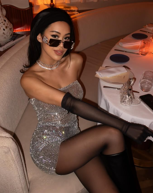 Tiên Nguyễn hoàn toàn giữ bí mật- Ảnh 2. Tiên Nguyễn hoàn toàn giữ bí mật- Ảnh 2.