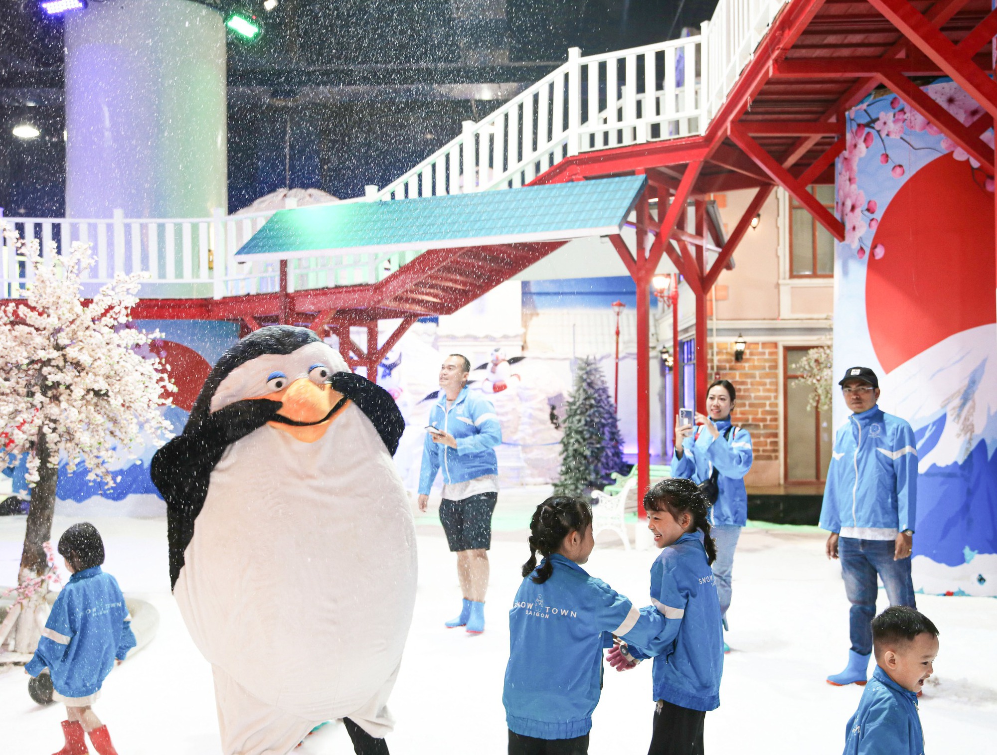 Nơi có tuyết đầu tiên tại TP.HCM dừng hoạt động- Ảnh 6. Nơi có tuyết đầu tiên tại TP.HCM dừng hoạt động- Ảnh 6.