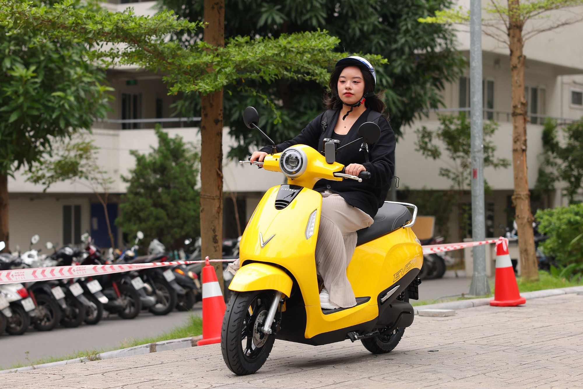 Cuộc thi h&ugrave;ng biện Green Voices c&oacute; th&iacute; sinh đầu ti&ecirc;n v&agrave;o chung kết: Chiến thắng nhờ th&ocirc;ng điệp &lsquo;sạc lại tư duy hội nhập&rsquo;- Ảnh 20.