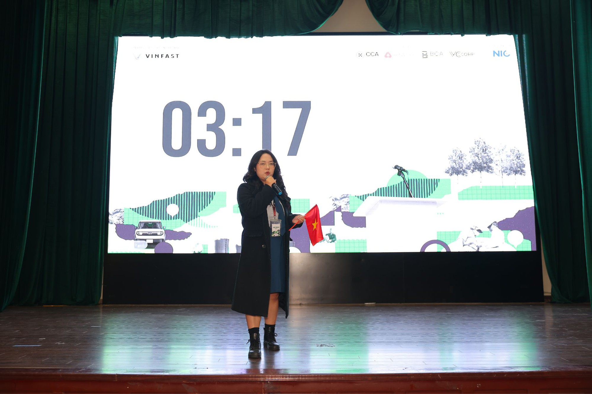 Cuộc thi h&ugrave;ng biện Green Voices c&oacute; th&iacute; sinh đầu ti&ecirc;n v&agrave;o chung kết: Chiến thắng nhờ th&ocirc;ng điệp &lsquo;sạc lại tư duy hội nhập&rsquo;- Ảnh 16.