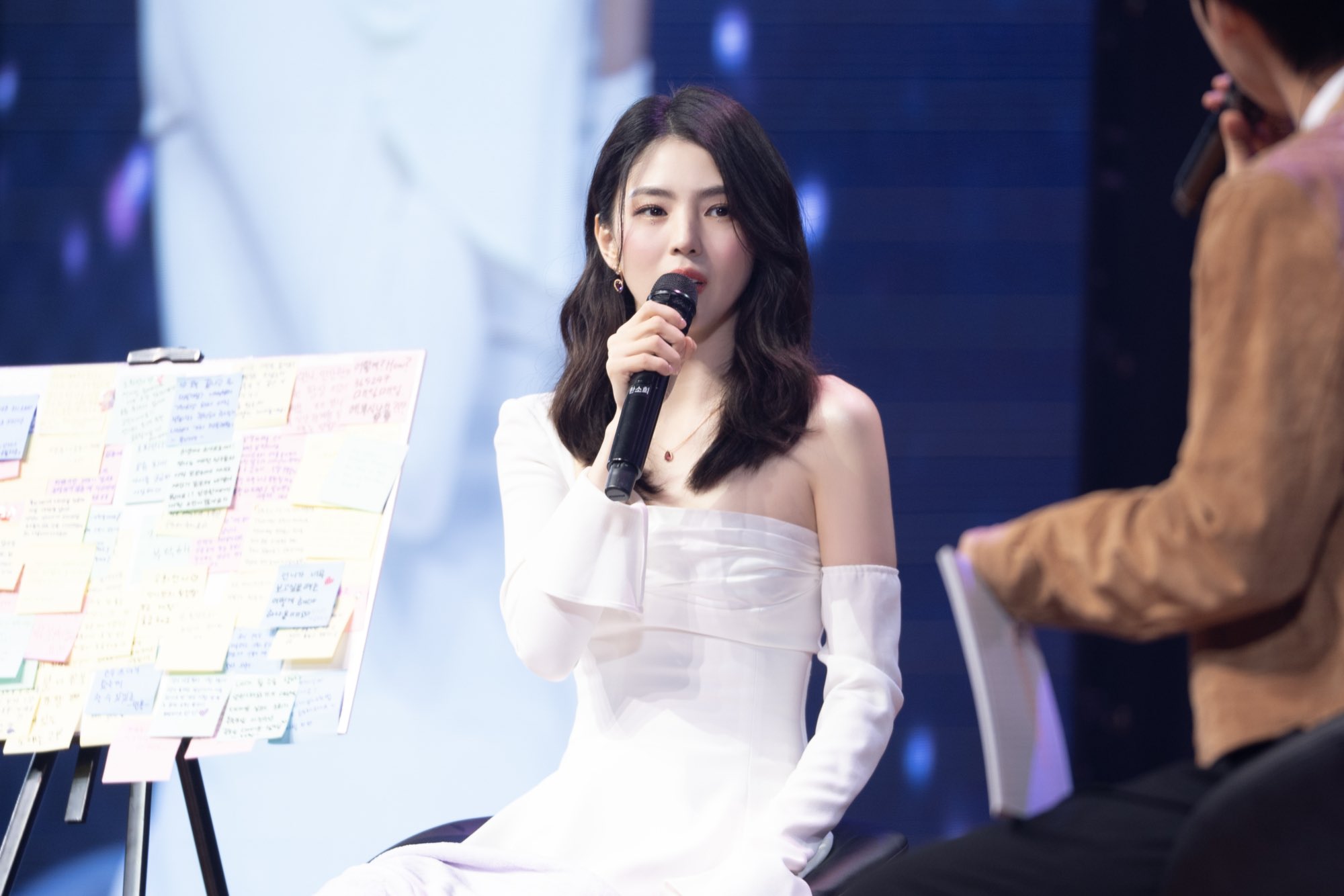 Han So Hee ê chề- Ảnh 3. Han So Hee ê chề- Ảnh 3.