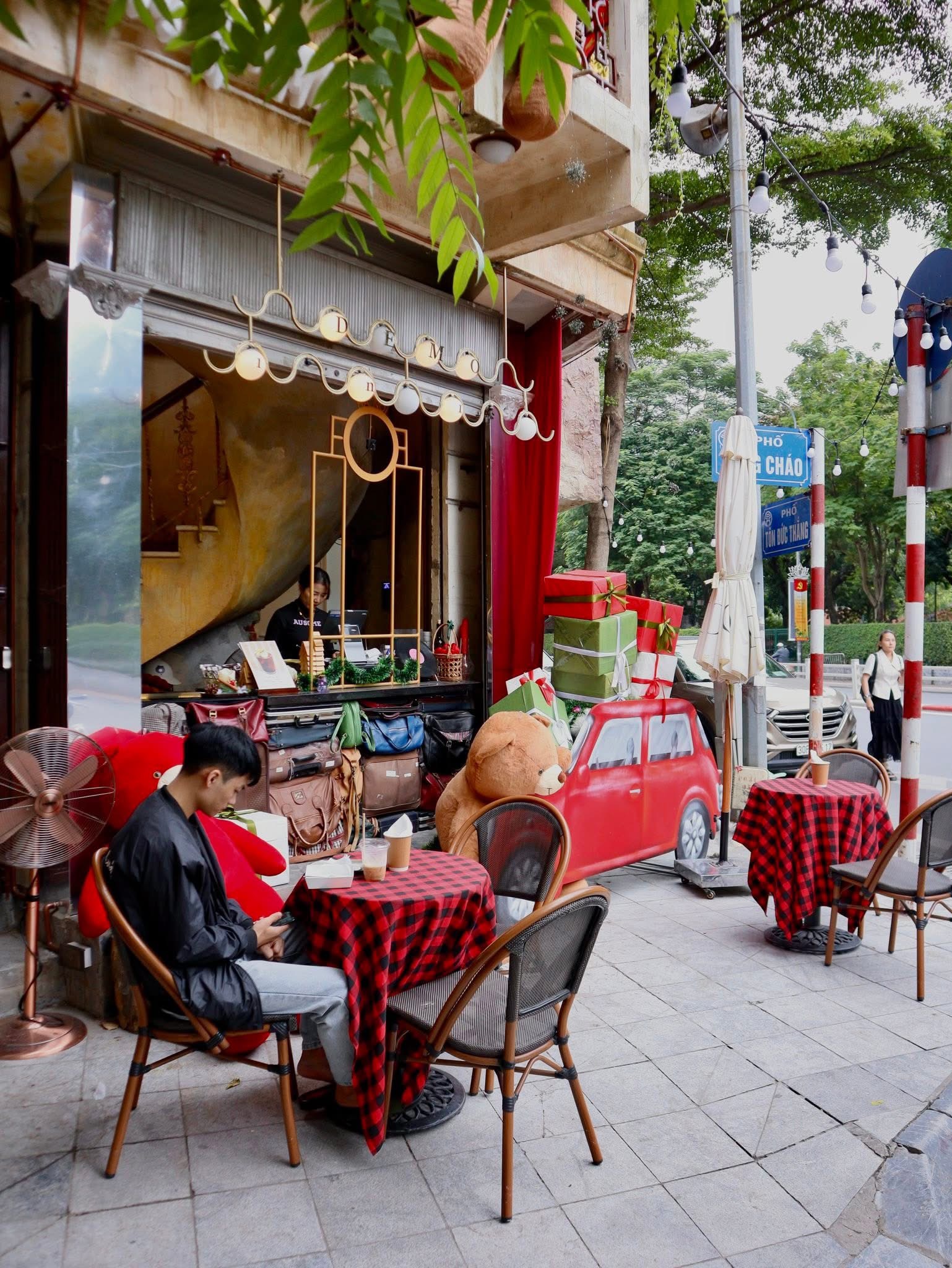 Năm nay Việt Nam đón giáng sinh sớm?- Ảnh 2.