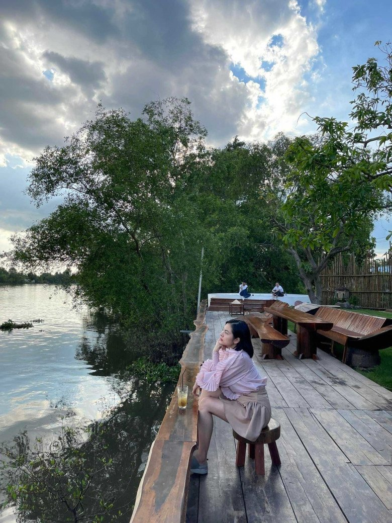 photo-1761711249427 photo-1761711249427