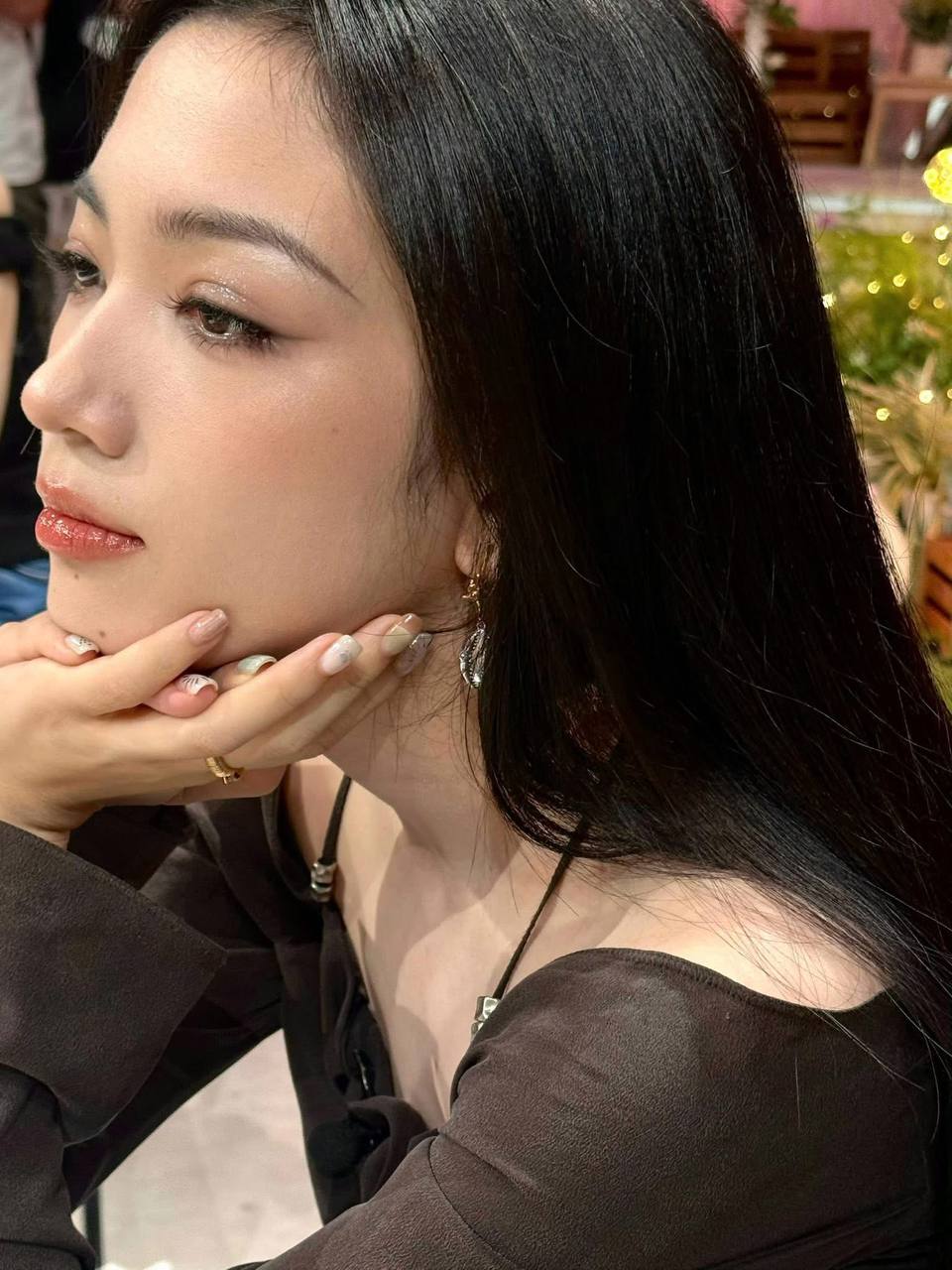 Mỹ nhân ngã dúi dụi trên thảm đỏ vẫn được khen duyên dáng- Ảnh 11.