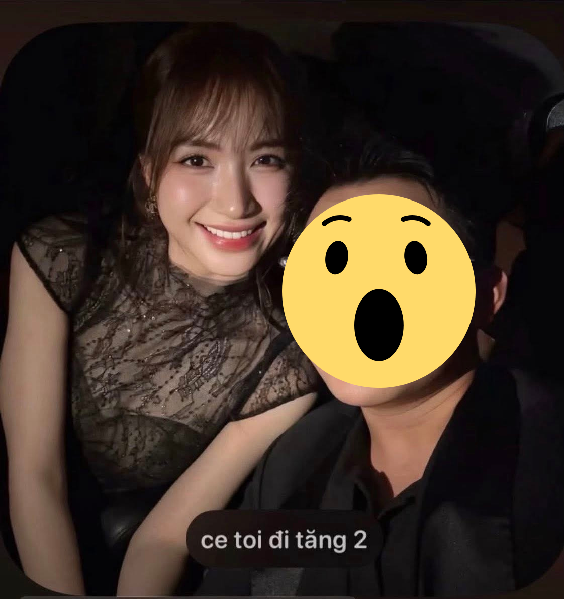 Tá hoả cảnh người lạ trà trộn vào đám cưới Quỳnh Châu, phản ứng gây sốc khi bị phát hiện  Tá hoả cảnh người lạ trà trộn vào đám cưới Quỳnh Châu, phản ứng gây sốc khi bị phát hiện