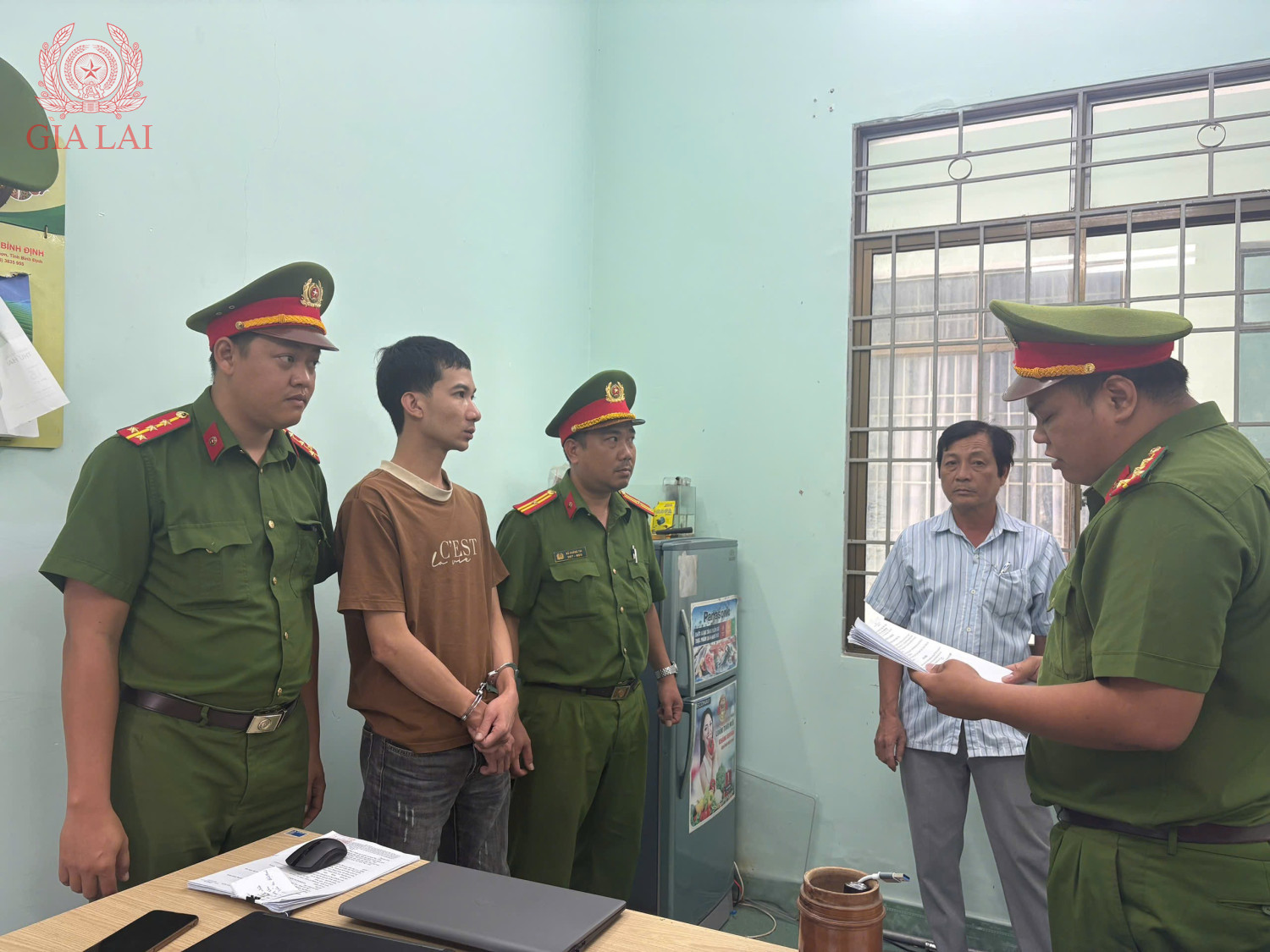 Bắt Võ Hoàng Kha sinh năm 1988- Ảnh 1. Bắt Võ Hoàng Kha sinh năm 1988- Ảnh 1.