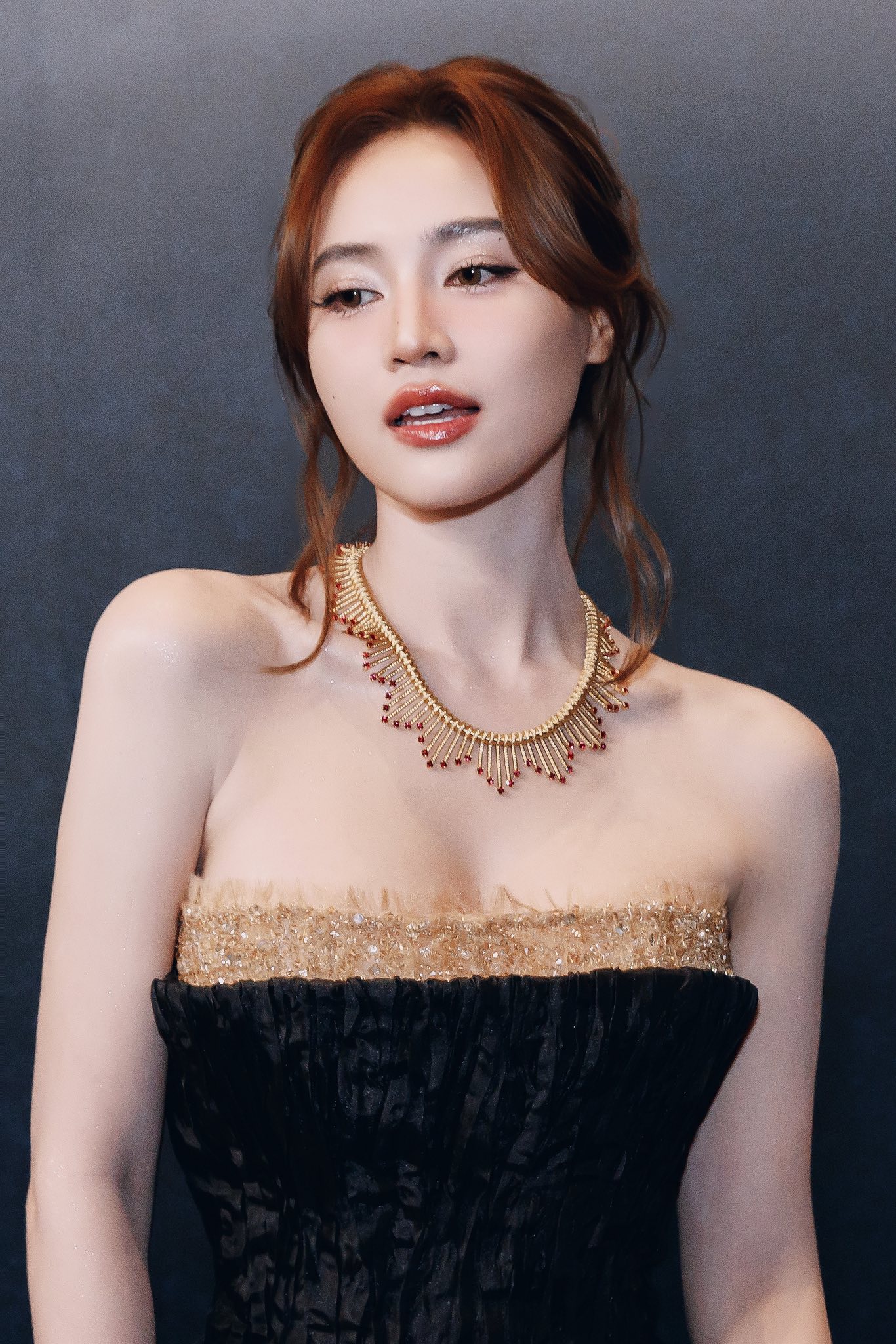 Nhan sắc nóng bỏng của ngọc nữ "hot" nhất nhì Vbiz, xây biệt thự 2 mặt tiền ở TP.HCM, U40 chưa chồng- Ảnh 3.
