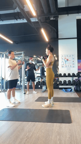 Tóc Tiên nâng tạ cật lực trong phòng gym, khoe eo thon dáng đẹp giữa tin đồn hôn nhân- Ảnh 4.