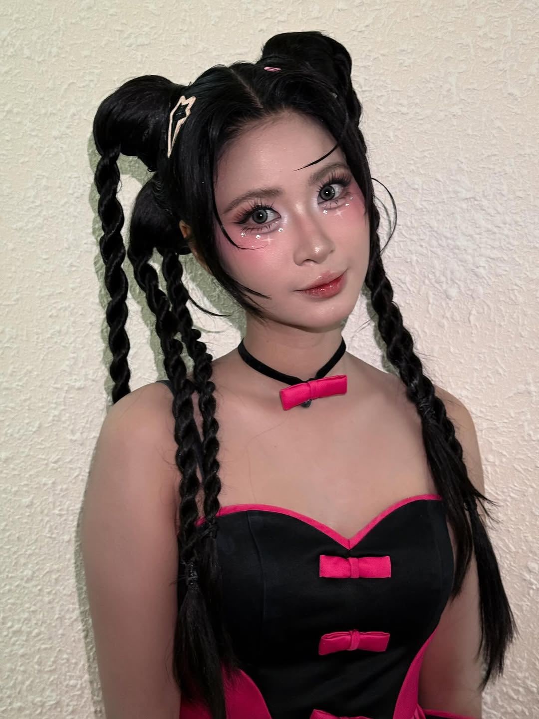Cosplay tướng tủ, Quỳnh Bei cực slay khiến fan trầm trồ- Ảnh 2. Cosplay tướng tủ, Quỳnh Bei cực slay khiến fan trầm trồ- Ảnh 2.