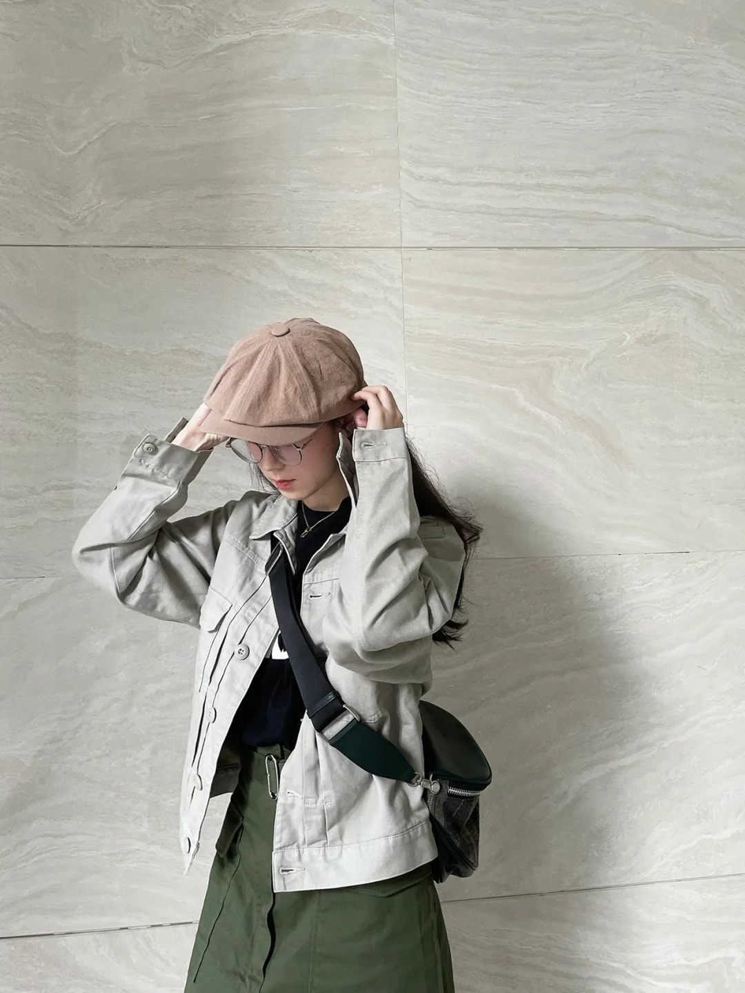 Cô giáo Mỹ thuật đang hot nhất TikTok: Mặt đã xinh, style đi dạy còn đỉnh hơn!- Ảnh 19. Cô giáo Mỹ thuật đang hot nhất TikTok: Mặt đã xinh, style đi dạy còn đỉnh hơn!- Ảnh 19.