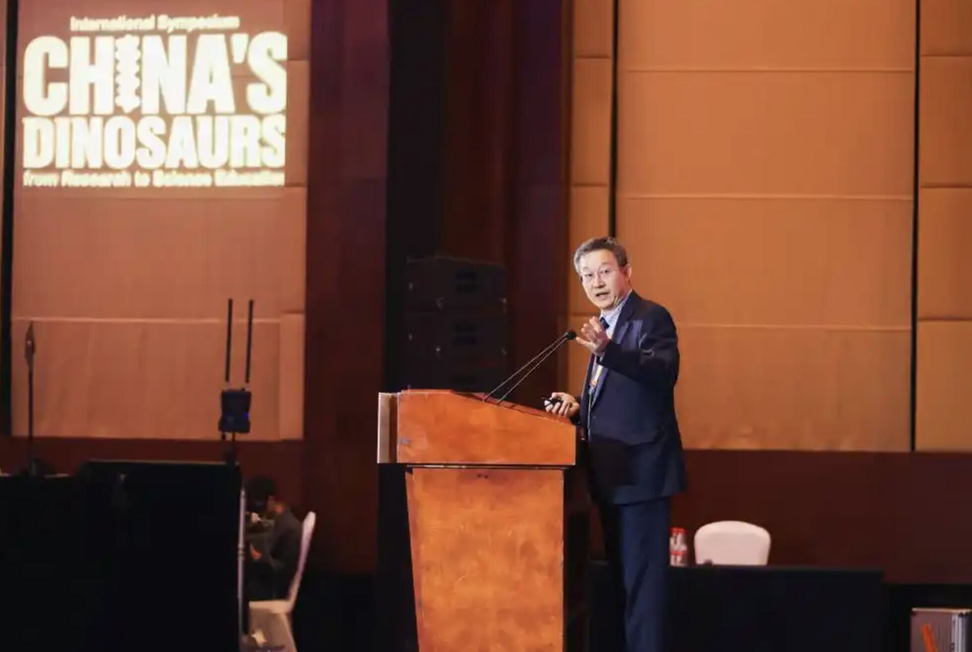 Khủng long có thể sẽ được hồi sinh- Ảnh 1. Khủng long có thể sẽ được hồi sinh- Ảnh 1.