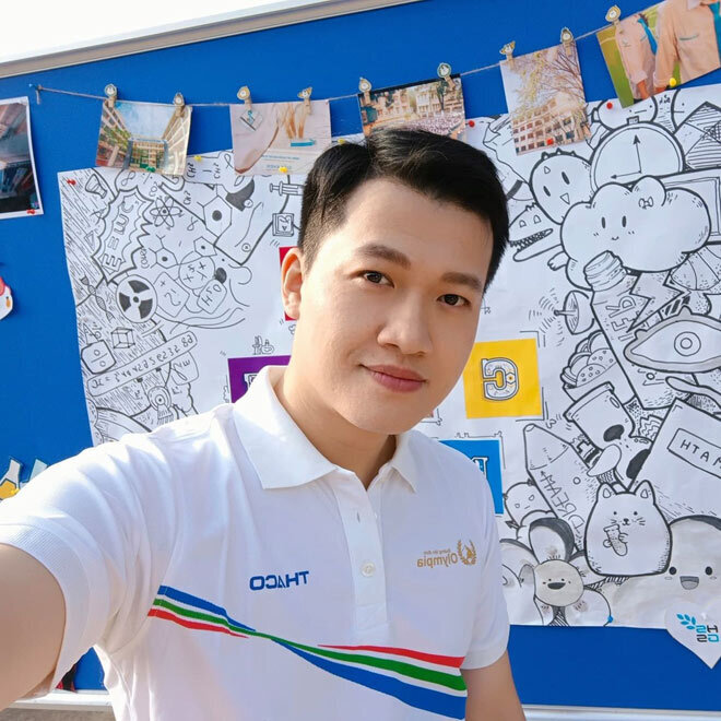 Nam MC "mát tay" nhất Đường Lên Đỉnh Olympia, 4 năm dẫn điểm cầu có nhà vô địch- Ảnh 1. Nam MC "mát tay" nhất Đường Lên Đỉnh Olympia, 4 năm dẫn điểm cầu có nhà vô địch- Ảnh 1.