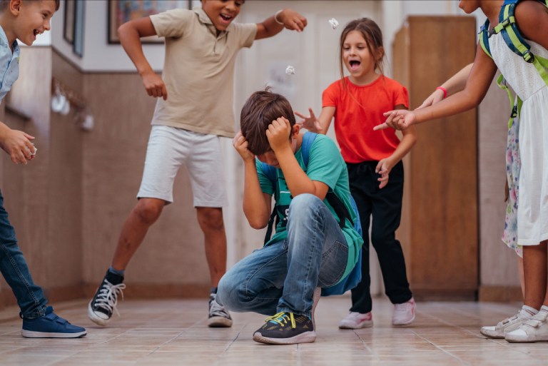 Chuyên gia chỉ điểm những dấu hiệu cho thấy con bạn có thể đang là 