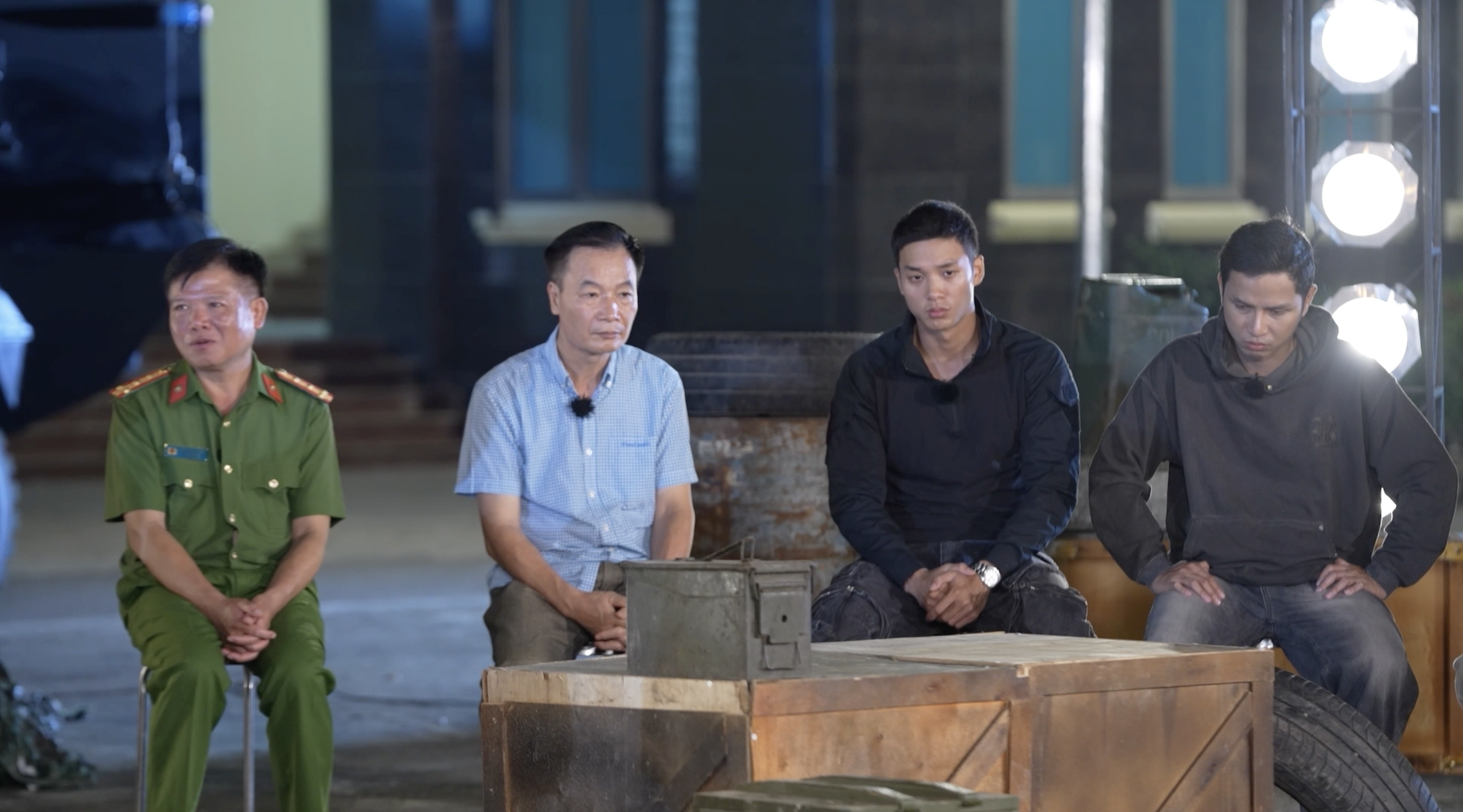 Những hồi ức của Đại tá Trần Thanh Sơn về Chuyên án Lóng Luông chạm đến trái tim của hàng triệu khán giả- Ảnh 9. Những hồi ức của Đại tá Trần Thanh Sơn về Chuyên án Lóng Luông chạm đến trái tim của hàng triệu khán giả- Ảnh 9.