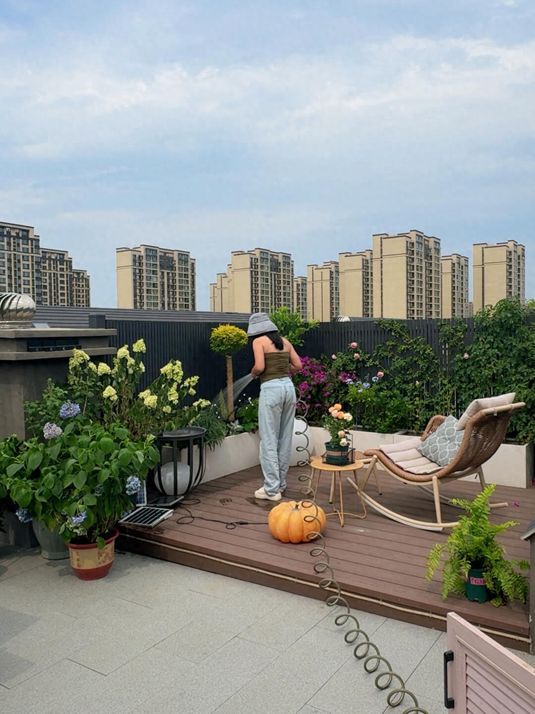 Penthouse - giấc mơ sang chảnh biến thành “địa ngục trên cao”: Tôi đã sống và hối hận!- Ảnh 1.