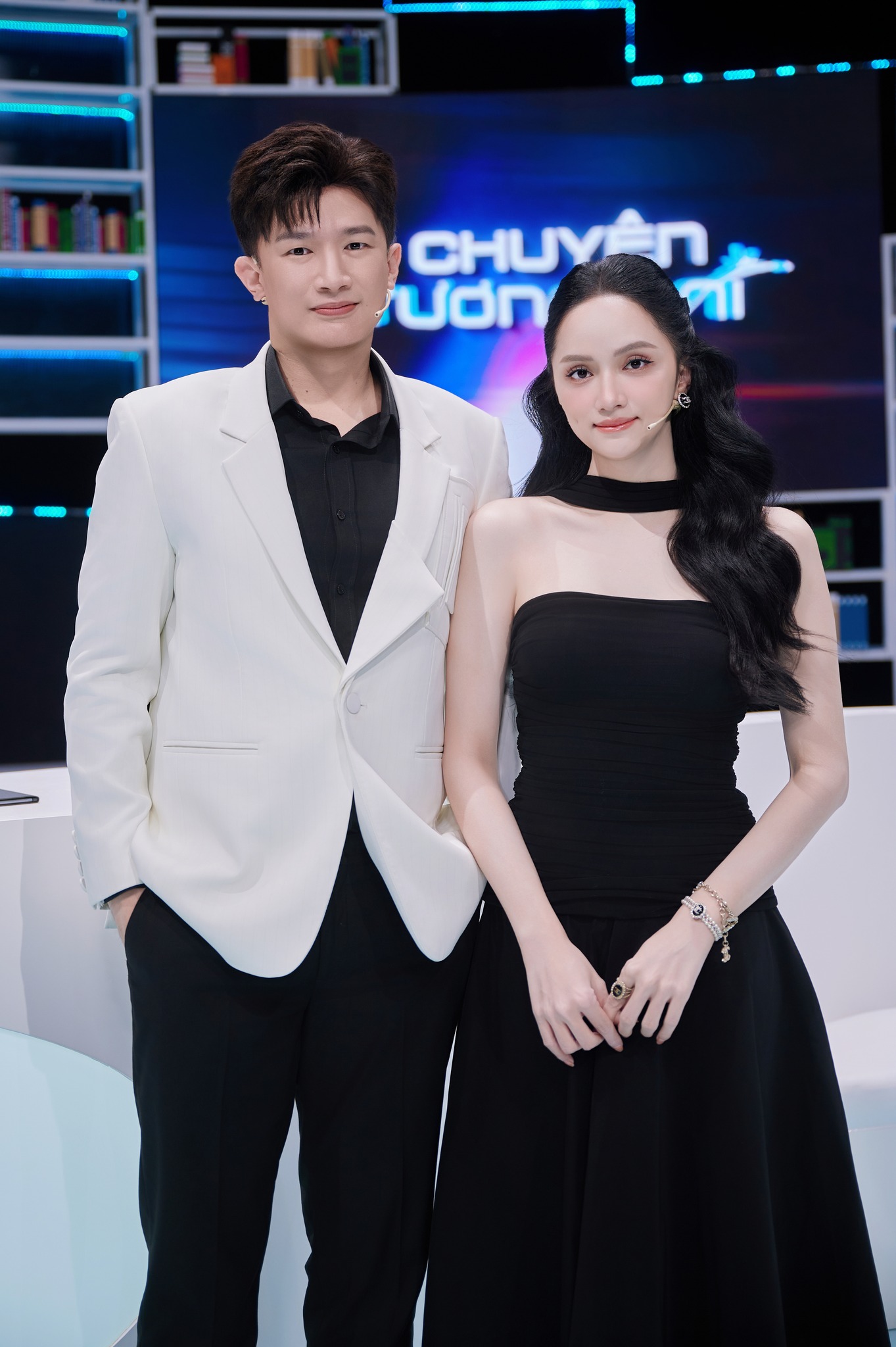 Không phải Phú Cường, đây mới là người đàn ông không thể thiếu trong cuộc đời và sự nghiệp Hương Giang- Ảnh 2. Không phải Phú Cường, đây mới là người đàn ông không thể thiếu trong cuộc đời và sự nghiệp Hương Giang- Ảnh 2.