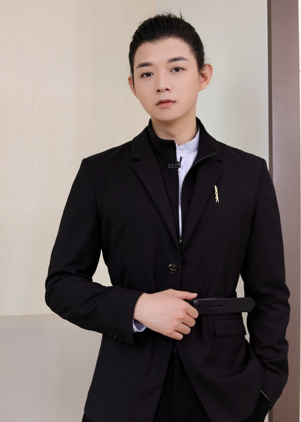 1 sao nam bị đài truyền hình Hồ Nam cắt sóng, làm mờ mặt trong show Anh Trai Vượt Ngàn Chông Gai xứ Trung- Ảnh 6.