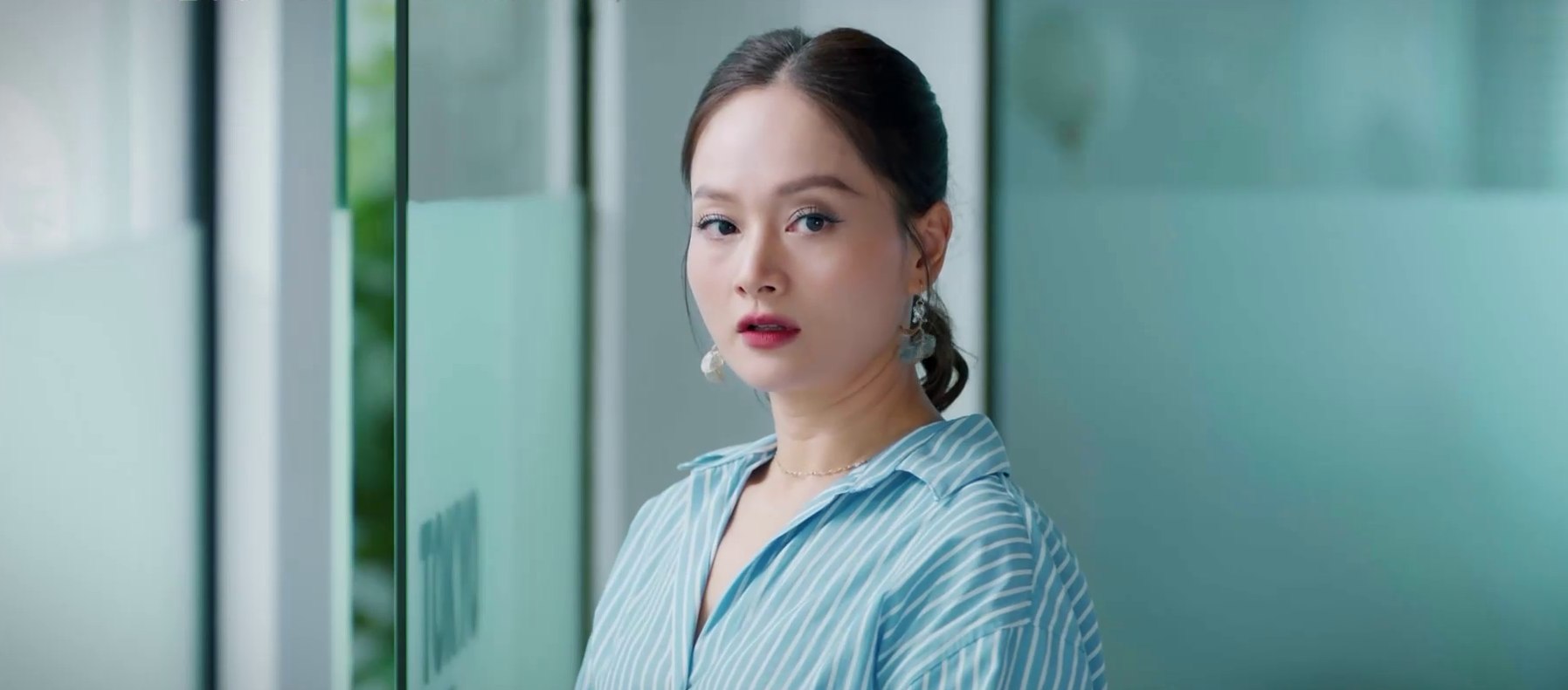 Lan Phương quá hợp làm tiểu tam- Ảnh 11. Lan Phương quá hợp làm tiểu tam- Ảnh 11.