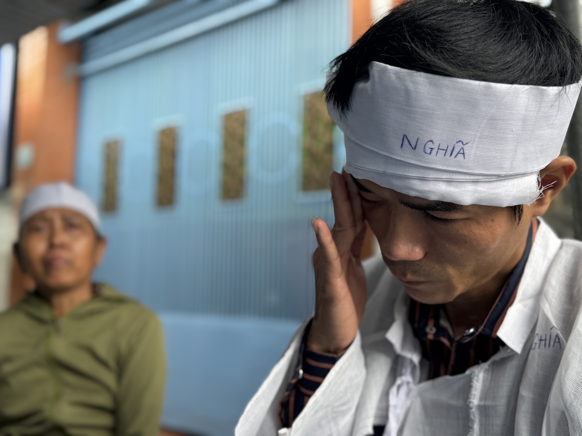 Vụ nữ công nhân bị lũ cuốn ở Đà Nẵng: Tiếng khóc xé lòng của hai đứa trẻ- Ảnh 2. Vụ nữ công nhân bị lũ cuốn ở Đà Nẵng: Tiếng khóc xé lòng của hai đứa trẻ- Ảnh 2.