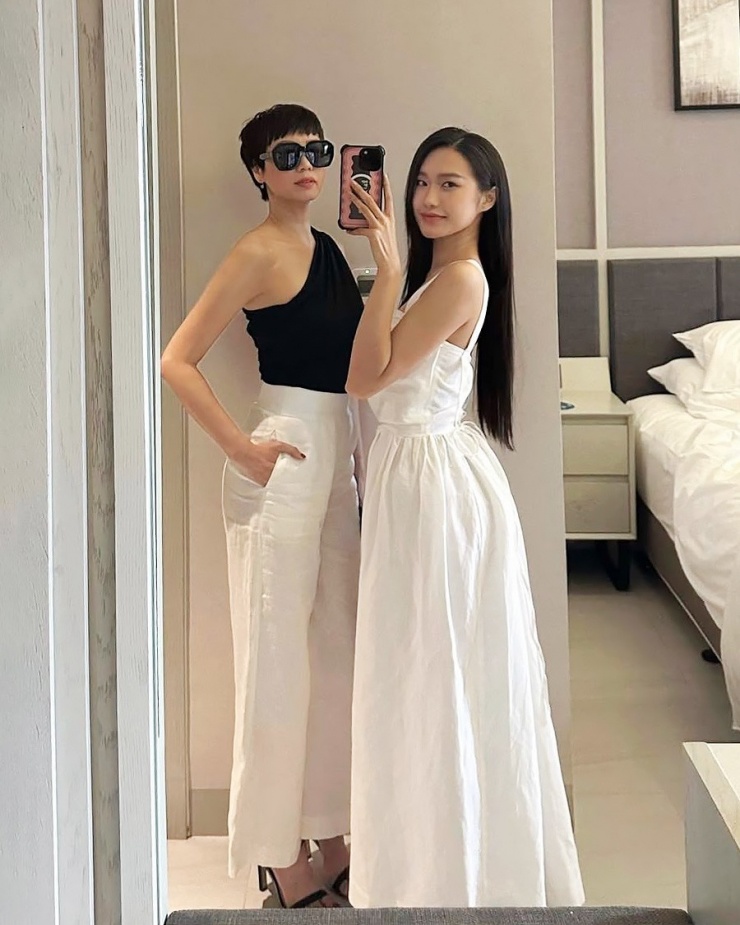 Mẹ vợ Đoàn Văn Hậu U50 cỡ này khiến hội gái trẻ rần rần xin vía: Có "thuốc chống già" cực tốt cho nội tiết, collagen căng tràn từ bên trong nhiều sao Việt cũng mê dùng- Ảnh 10. Mẹ vợ Đoàn Văn Hậu U50 cỡ này khiến hội gái trẻ rần rần xin vía: Có "thuốc chống già" cực tốt cho nội tiết, collagen căng tràn từ bên trong nhiều sao Việt cũng mê dùng- Ảnh 10.