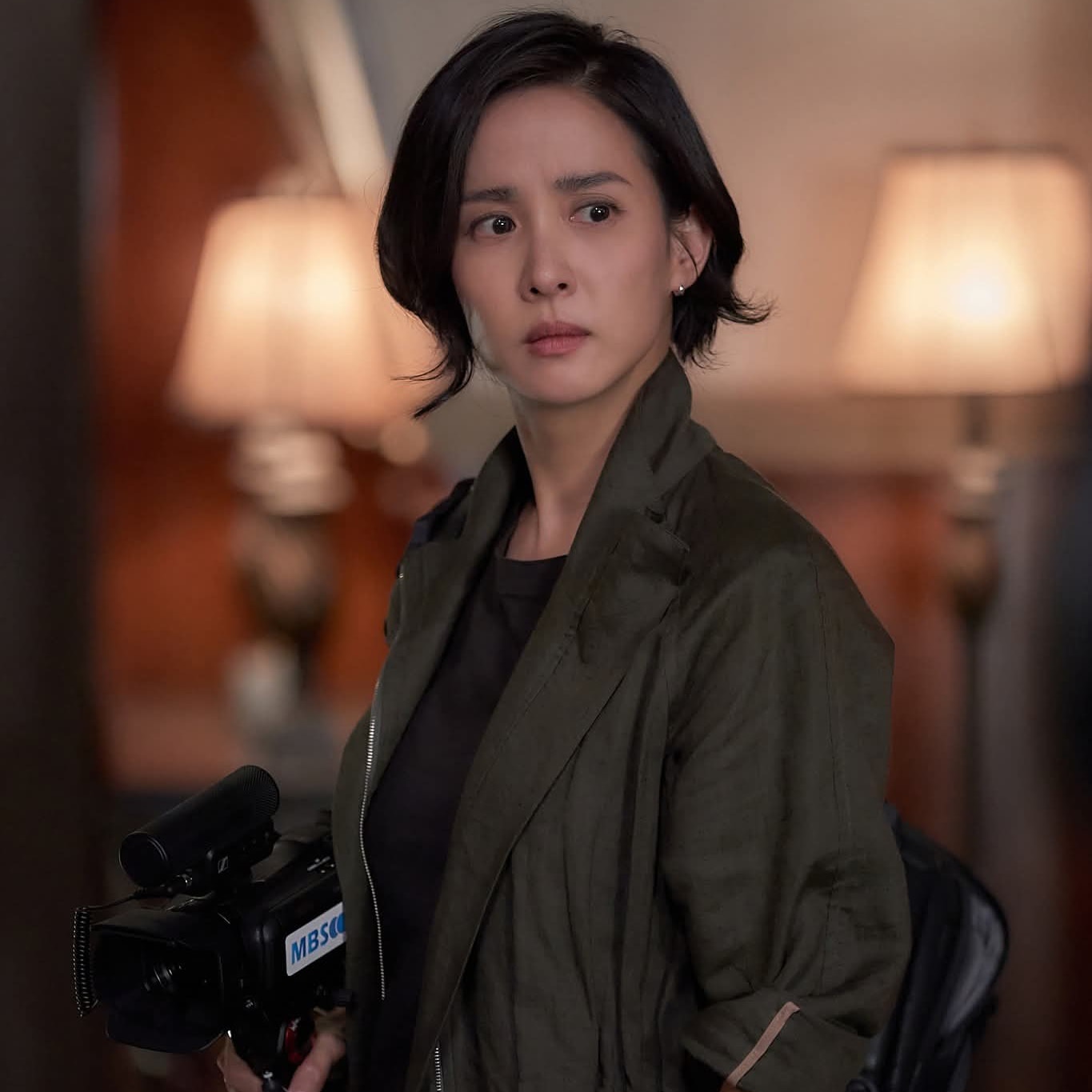 Phim 18+ Hàn Quốc gây tranh cãi nhất 2025: Cặp chính đẹp điên đảo cõi mạng, xem 1 lần là quá ít- Ảnh 5. Phim 18+ Hàn Quốc gây tranh cãi nhất 2025: Cặp chính đẹp điên đảo cõi mạng, xem 1 lần là quá ít- Ảnh 5.