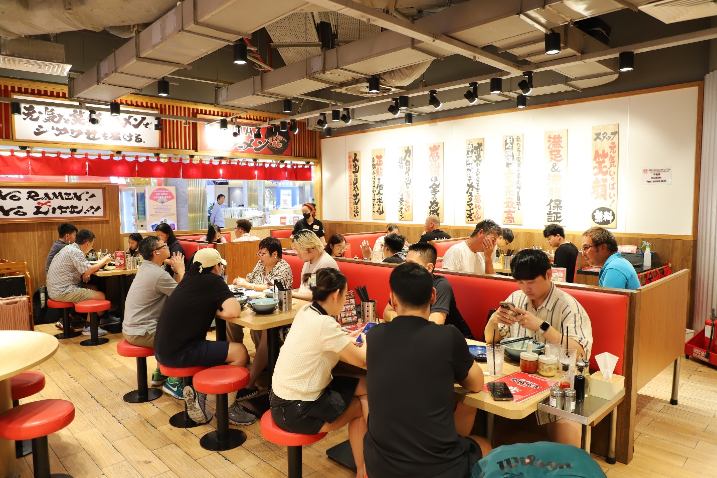 Machida Shoten - Hành trình mang trải nghiệm Ramen 100% chất lượng Nhật Bản đến Việt Nam- Ảnh 4. Machida Shoten - Hành trình mang trải nghiệm Ramen 100% chất lượng Nhật Bản đến Việt Nam- Ảnh 4.