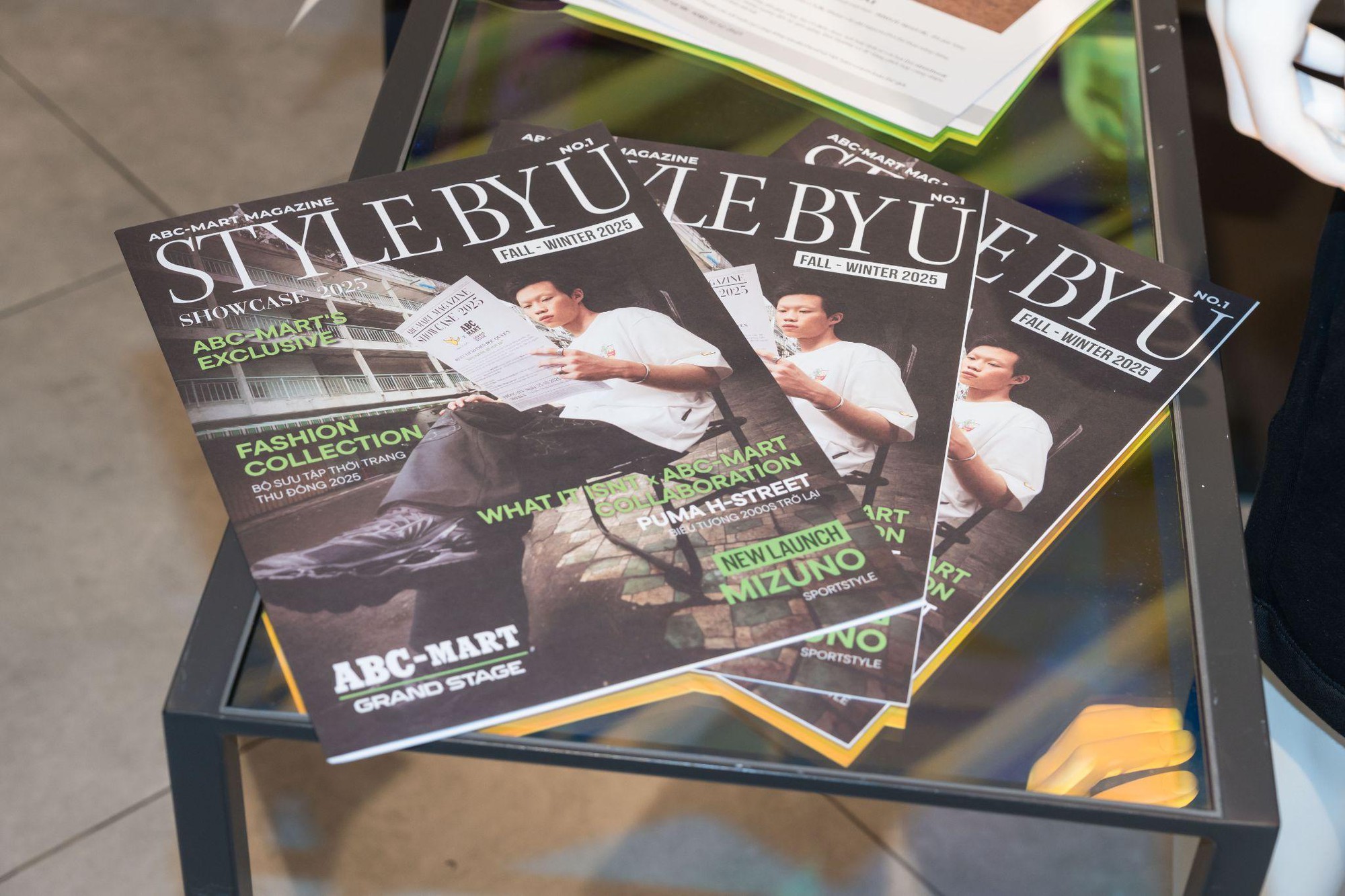 ABC-MART ra mắt BST áo thun và giày thể thao độc quyền – khuấy động mùa Thu Đông 2025- Ảnh 4.