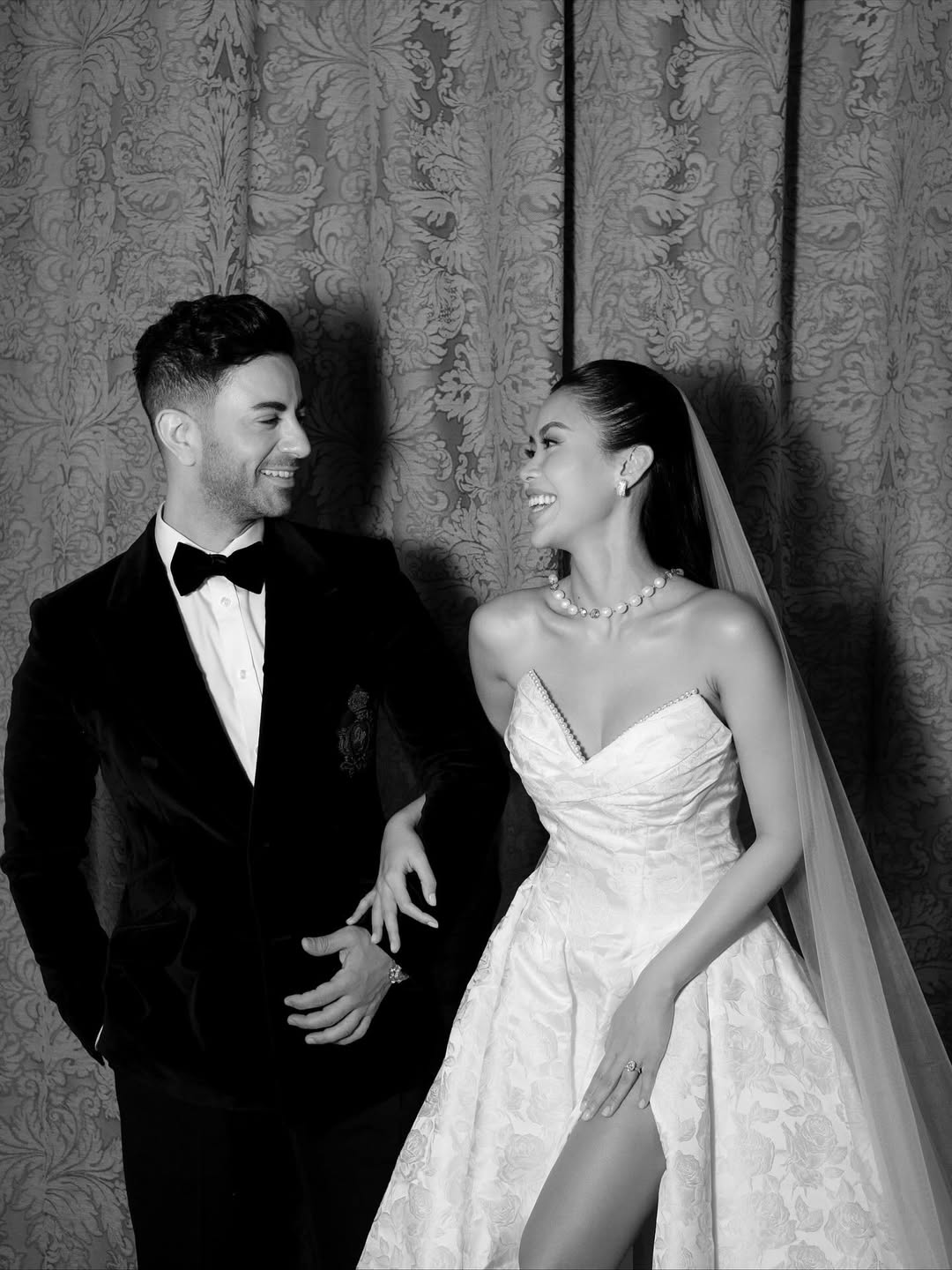 Rể tỷ phú Johnathan Hạnh Nguyễn lộ chuyện 