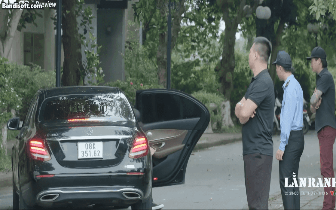 Phim Việt giờ v&agrave;ng mới chiếu đ&atilde; c&oacute; rating cao ch&oacute;t v&oacute;t, d&agrave;n cast t&agrave;i sắc thế n&agrave;o m&agrave; netizen chấm vội 0 điểm