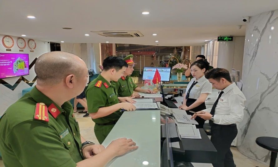 Một nhóm người dân Hà Nội được nhận miễn phí một tiện ích đặc biệt, hãy cập nhật ngay- Ảnh 1. Một nhóm người dân Hà Nội được nhận miễn phí một tiện ích đặc biệt, hãy cập nhật ngay- Ảnh 1.