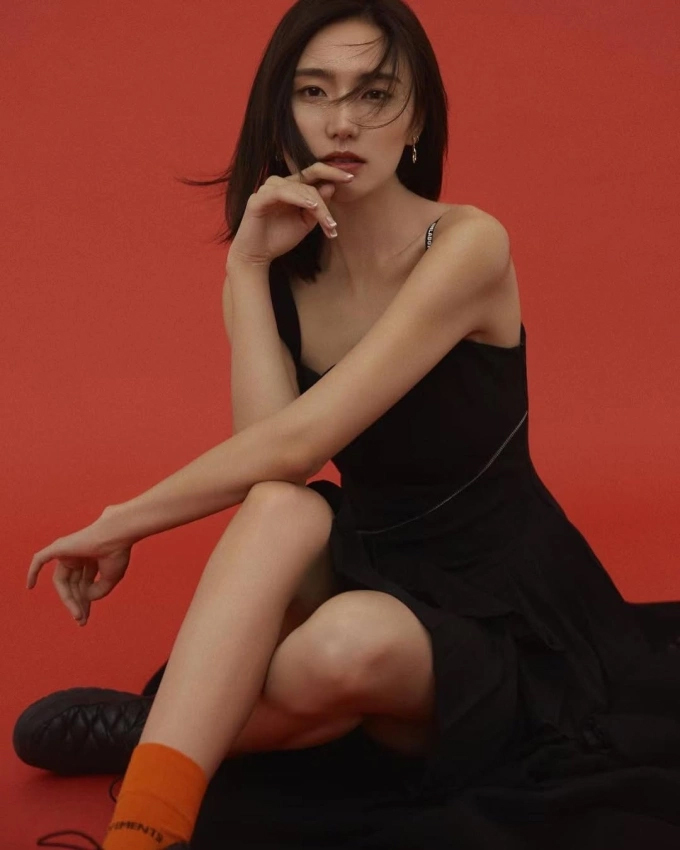 Vợ cũ Lý Á Bằng hết tách cơ bụng sau sinh, dáng thon lưng thẳng nhờ 1 bài tập: Vừa giảm cân vừa khỏe xương khớp, ngủ ngon lại giữ tư thế đẹp!- Ảnh 2. Vợ cũ Lý Á Bằng hết tách cơ bụng sau sinh, dáng thon lưng thẳng nhờ 1 bài tập: Vừa giảm cân vừa khỏe xương khớp, ngủ ngon lại giữ tư thế đẹp!- Ảnh 2.