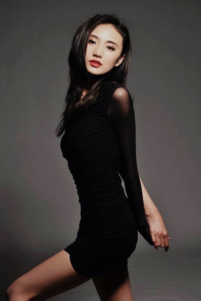 Vợ cũ Lý Á Bằng hết tách cơ bụng sau sinh, dáng thon lưng thẳng nhờ 1 bài tập: Vừa giảm cân vừa khỏe xương khớp, ngủ ngon lại giữ tư thế đẹp!- Ảnh 4. Vợ cũ Lý Á Bằng hết tách cơ bụng sau sinh, dáng thon lưng thẳng nhờ 1 bài tập: Vừa giảm cân vừa khỏe xương khớp, ngủ ngon lại giữ tư thế đẹp!- Ảnh 4.