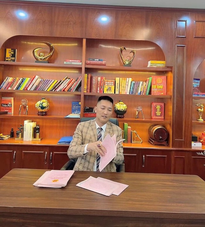 Hai khu nhà giàu bậc nhất Hà Nội, nơi Huấn Hoa Hồng sở hữu biệt thự sang chảnh, sổ đỏ thành tệp có gì đặc biệt?- Ảnh 1. Hai khu nhà giàu bậc nhất Hà Nội, nơi Huấn Hoa Hồng sở hữu biệt thự sang chảnh, sổ đỏ thành tệp có gì đặc biệt?- Ảnh 1.