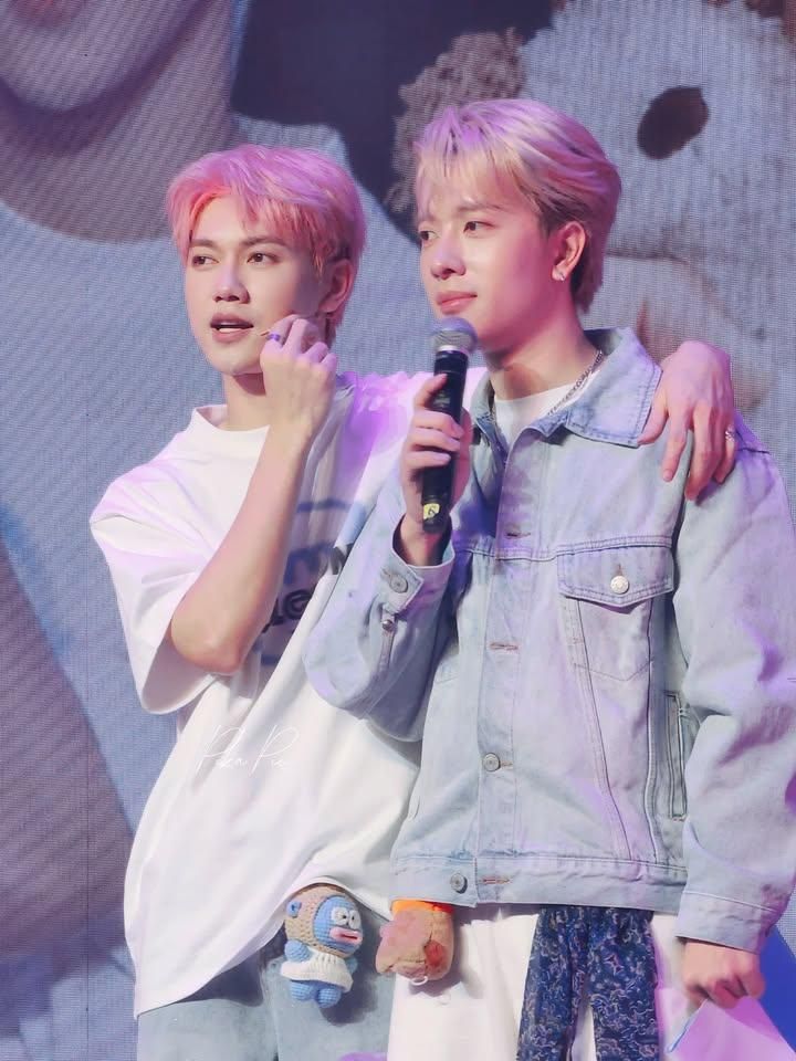 Tình hình căng thẳng giữa 2 Anh Trai, 1 bên liên tục xin lỗi- Ảnh 7. Tình hình căng thẳng giữa 2 Anh Trai, 1 bên liên tục xin lỗi- Ảnh 7.