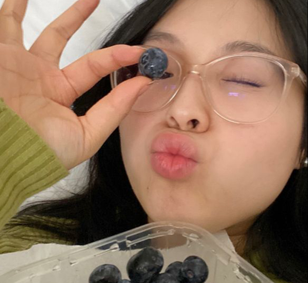 Đừng chỉ biết uống nhiều nước, chăm ăn 6 thực phẩm "siêu dưỡng da" mùa lạnh: Làm ẩm và trắng da, chống lão hóa- Ảnh 2. Đừng chỉ biết uống nhiều nước, chăm ăn 6 thực phẩm "siêu dưỡng da" mùa lạnh: Làm ẩm và trắng da, chống lão hóa- Ảnh 2.