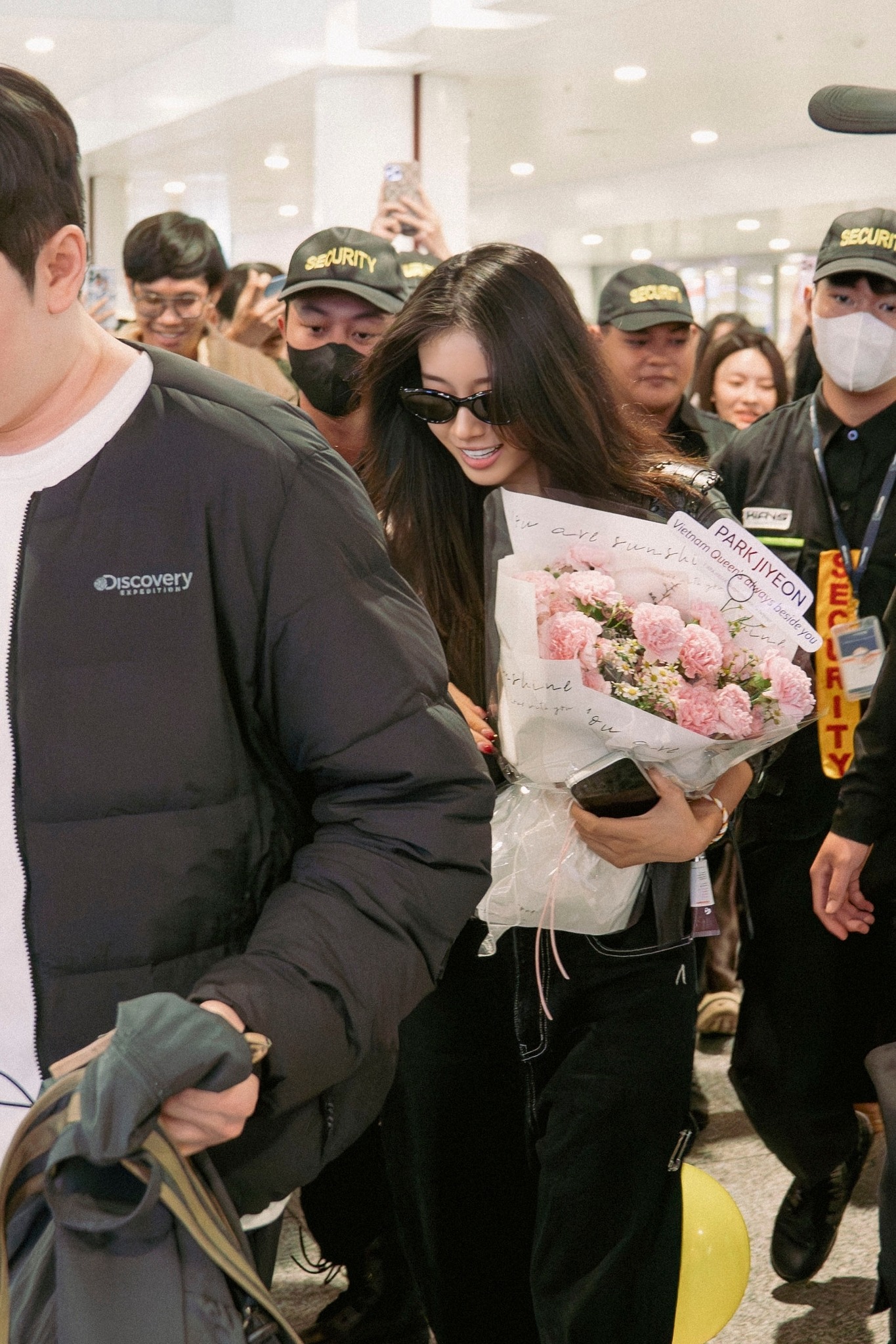 Jiyeon (T-ara) đổ bộ Việt Nam: Đúng là nữ thần nhan sắc có khác!- Ảnh 4. Jiyeon (T-ara) đổ bộ Việt Nam: Đúng là nữ thần nhan sắc có khác!- Ảnh 4.