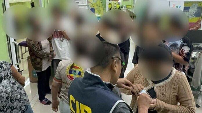 Danh sách 9 loại hít mũi thảo dược Hong Thai sản xuất chui; 2,35 triệu sản phẩm bị thu giữ- Ảnh 5. Danh sách 9 loại hít mũi thảo dược Hong Thai sản xuất chui; 2,35 triệu sản phẩm bị thu giữ- Ảnh 5.