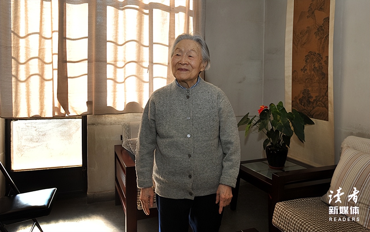 Về già sướng hay khổ phụ thuộc vào tuổi 55 đủ 3 điều này không: Tiền bạc hay con cái không phải vấn đề quan trọng nhất- Ảnh 1. Về già sướng hay khổ phụ thuộc vào tuổi 55 đủ 3 điều này không: Tiền bạc hay con cái không phải vấn đề quan trọng nhất- Ảnh 1.