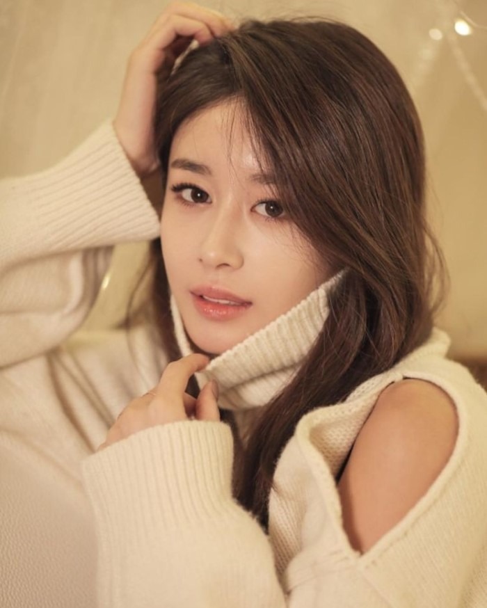 Jiyeon (T-ara) đổ bộ Việt Nam: Đúng là nữ thần nhan sắc có khác!- Ảnh 6. Jiyeon (T-ara) đổ bộ Việt Nam: Đúng là nữ thần nhan sắc có khác!- Ảnh 6.