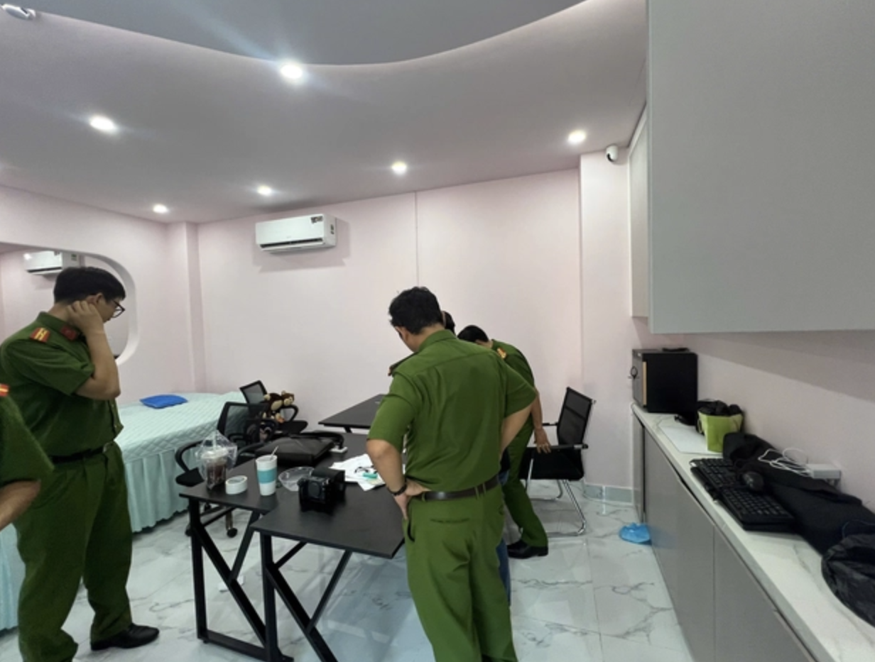 Điểm danh các thẩm mỹ viện từng bị Công an TP HCM "gõ cửa"- Ảnh 5. Điểm danh các thẩm mỹ viện từng bị Công an TP HCM "gõ cửa"- Ảnh 5.
