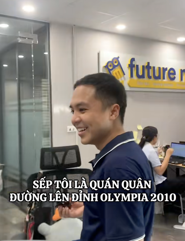 Phản ứng sốc của cô gái khi biết sếp mình chính là... Quán quân Olympia: Quả này đố dám cãi!- Ảnh 2. Phản ứng sốc của cô gái khi biết sếp mình chính là... Quán quân Olympia: Quả này đố dám cãi!- Ảnh 2.